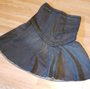 EUC like new!Stylish 7 for All Mankind jean skirt